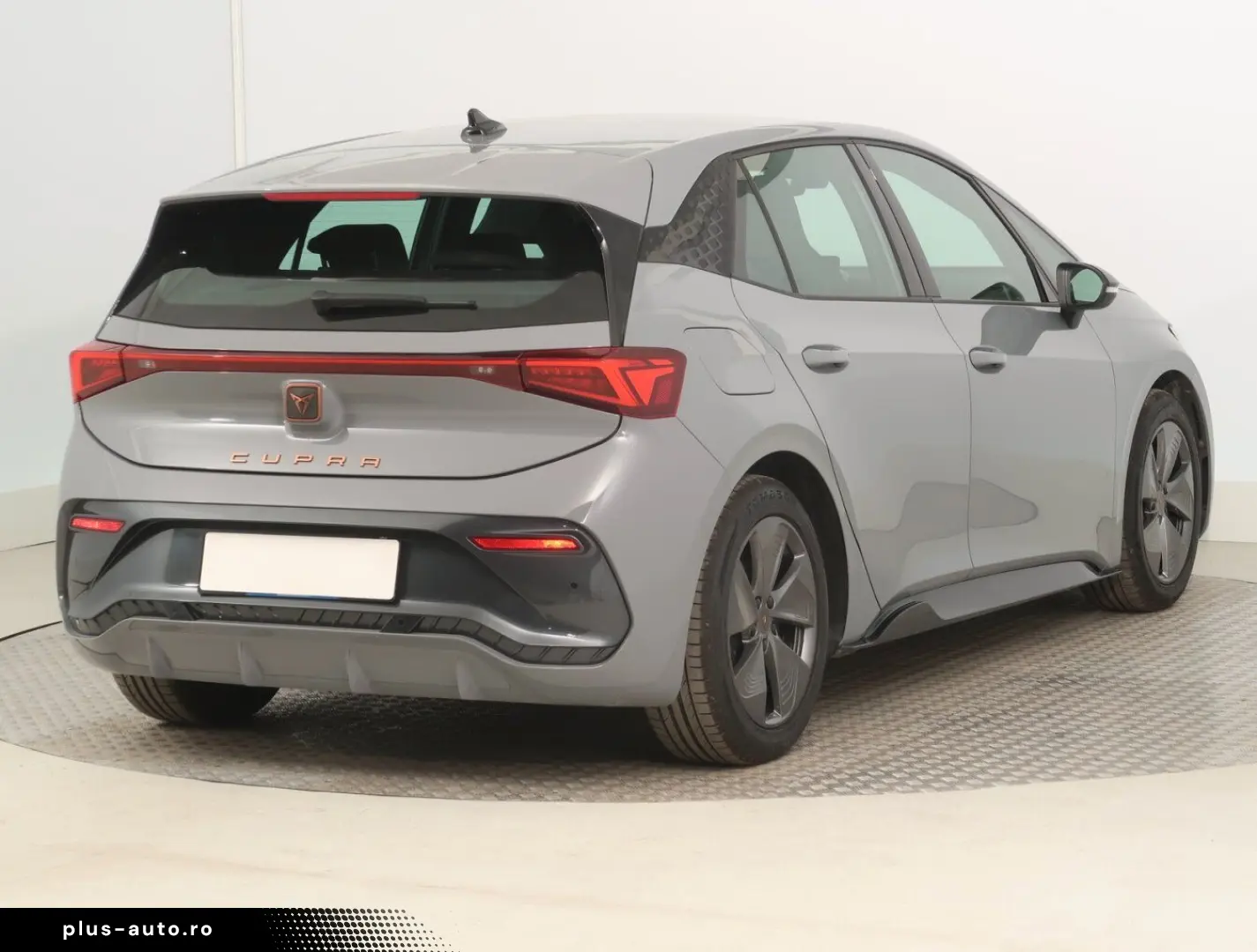 CUPRA Born 58 2024   Automatik  Scheckheft