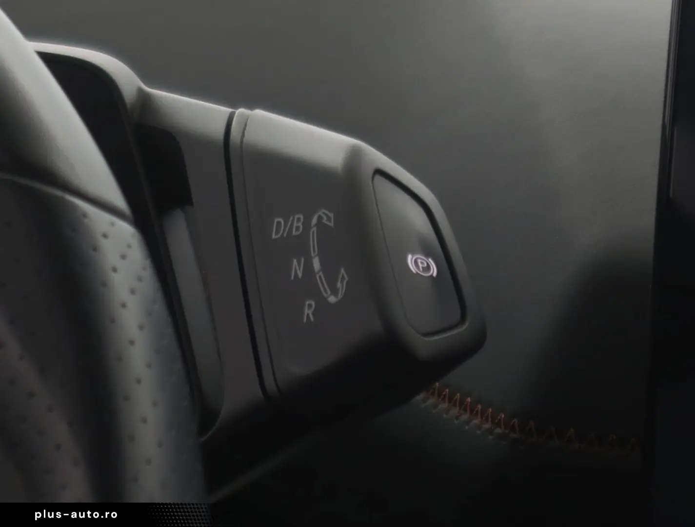 CUPRA Born 58 2024   Automatik  Scheckheft