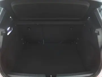 CUPRA Born 58 2024   Automatik  Scheckheft