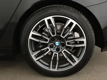 BMW 5