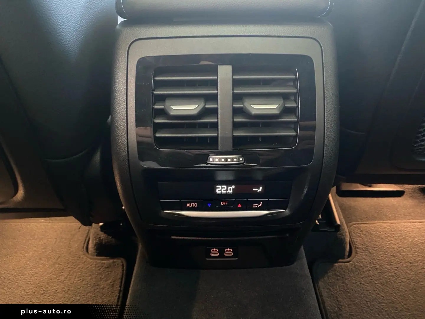 BMW X4 M40i Pano LC Prof. DA Prof PA 21´´ H K LRH DA