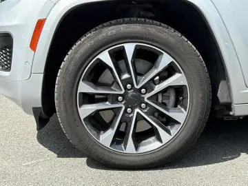 JEEP Grand Cherokee 2 0T Overland 4xe Plug-In