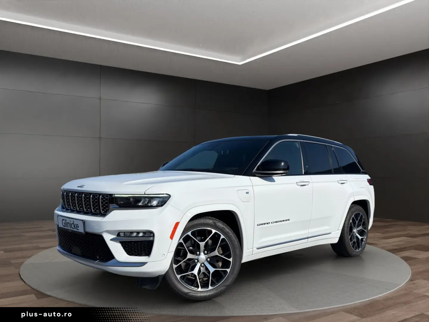 JEEP Grand Cherokee Summit Reserve Plug-In-Hybrid 4xe
