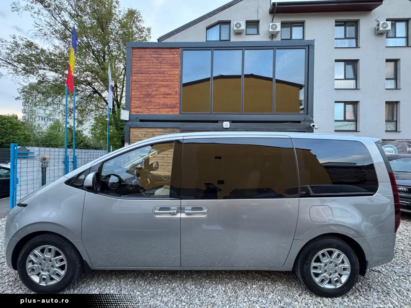 Hyundai Staria 2.2 CRDi Allrad Trend