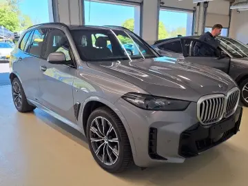 BMW X5 xDrive50e xDrive M Sport AHK KAMERA