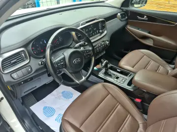 Kia Sorento 2.0 DSL 6AT 4x4 Cosmo