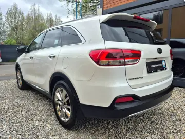 Kia Sorento 2.0 DSL 6AT 4x4 Cosmo