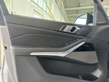 BMW X5 xDrive40i M Sport 21 Zoll Panoramic