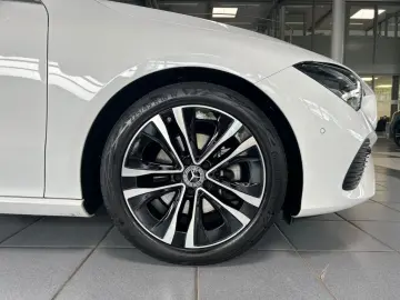 MERCEDES-BENZ CLA 180 d Coupe