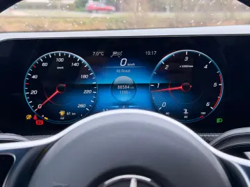 MERCEDES-BENZ CLA 200 d