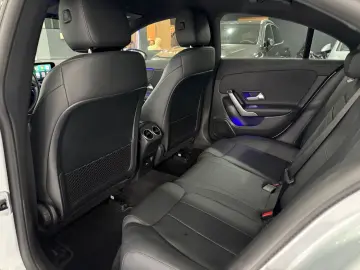 MERCEDES-BENZ CLA 180d Coupe Keyless AmbientL
