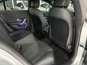 MERCEDES-BENZ CLA 180d Coupe Keyless AmbientL