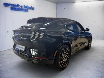 FORD Mustang Mach-E AWD GT