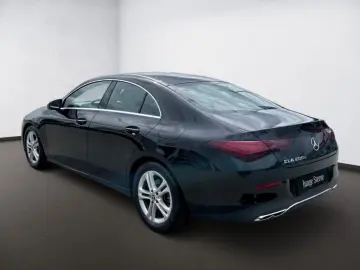MERCEDES-BENZ CLA 200 d Coupe Mbeam 360
