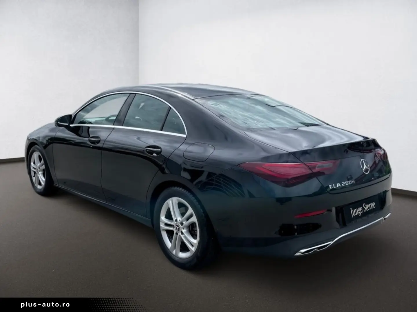 MERCEDES-BENZ CLA 200 d Coupe Mbeam 360