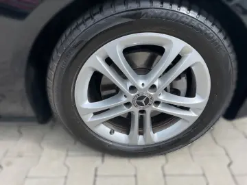 MERCEDES-BENZ CLA 200 d Coupe Mbeam 360