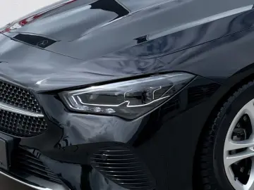 MERCEDES-BENZ CLA 200 d Coupe Mbeam 360