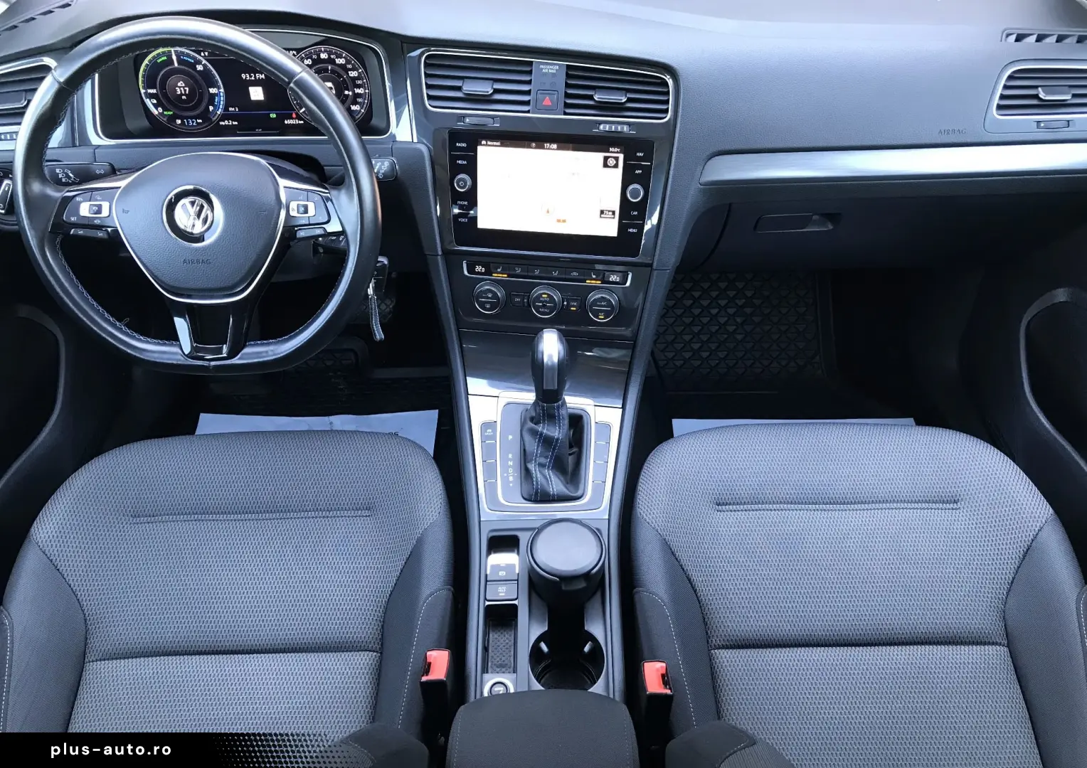 Volkswagen GOLF e-Golf - Unic proprietar