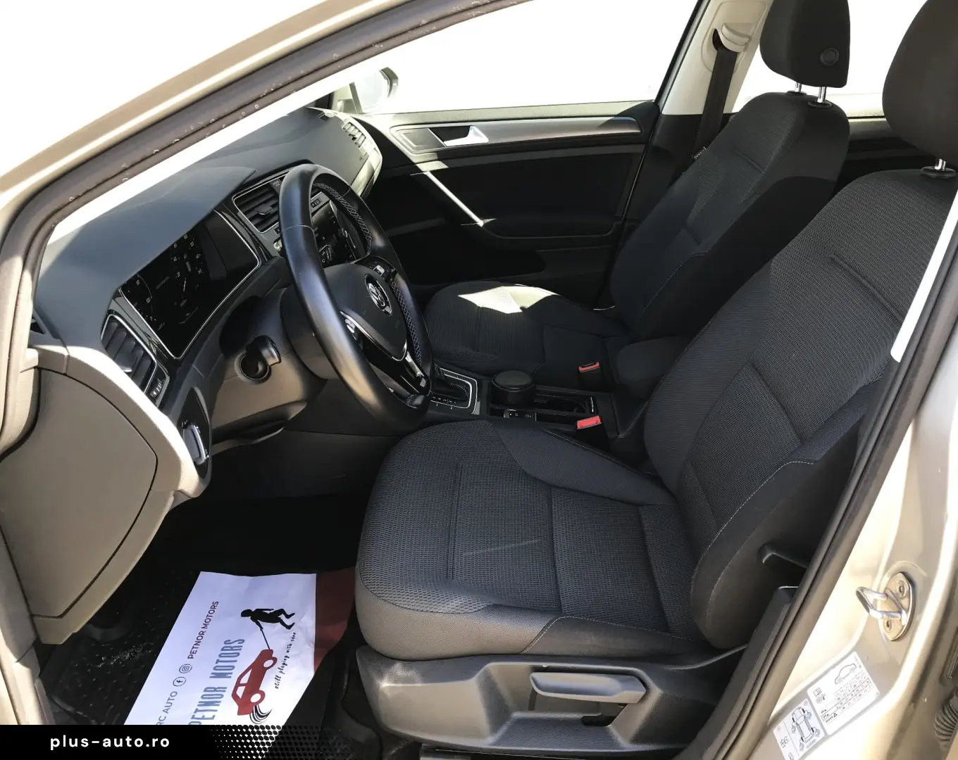 Volkswagen GOLF e-Golf - Unic proprietar