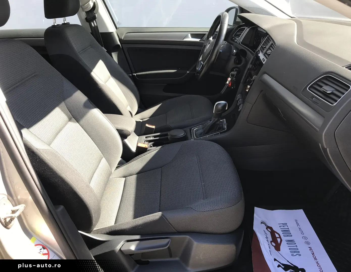 Volkswagen GOLF e-Golf - Unic proprietar