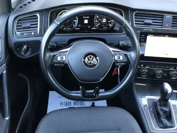Volkswagen GOLF e-Golf - Unic proprietar