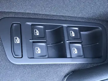 Volkswagen GOLF e-Golf - Unic proprietar