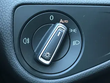 Volkswagen GOLF e-Golf - Unic proprietar