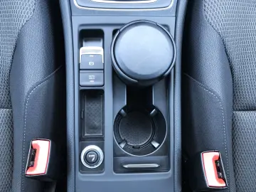 Volkswagen GOLF e-Golf - Unic proprietar