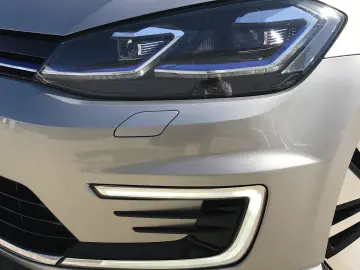 Volkswagen GOLF e-Golf - Unic proprietar