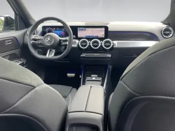 MERCEDES-BENZ GLB 200 d 4MATIC AMG-SPECIAL-EDITION PANODACH