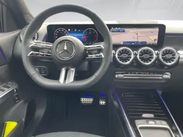 MERCEDES-BENZ GLB 200 d 4MATIC AMG-SPECIAL-EDITION PANODACH