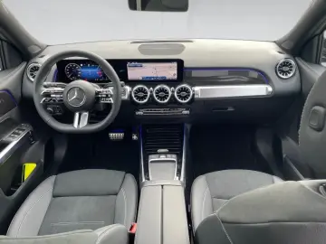 MERCEDES-BENZ GLB 200 d 4MATIC AMG-SPECIAL-EDITION PANODACH