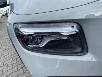 MERCEDES-BENZ GLB 200 d 4MATIC AMG-SPECIAL-EDITION PANODACH
