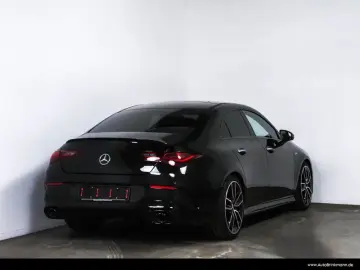 MERCEDES-BENZ CLA 35 AMG 4M Coupé Night PerfSitz Pano AHKSHZ