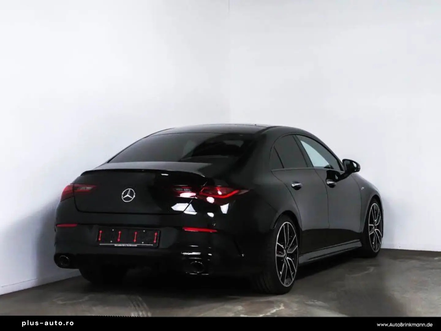 MERCEDES-BENZ CLA 35 AMG 4M Coupé Night PerfSitz Pano AHKSHZ