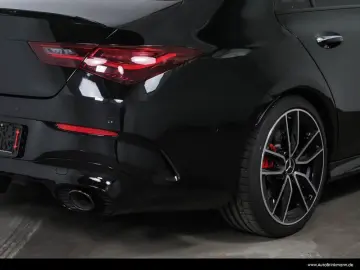 MERCEDES-BENZ CLA 35 AMG 4M Coupé Night PerfSitz Pano AHKSHZ