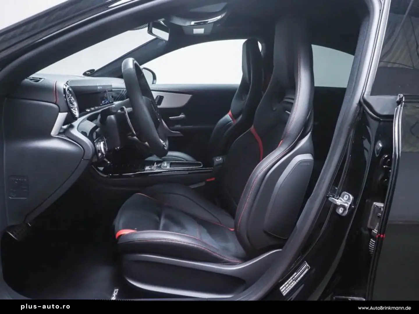 MERCEDES-BENZ CLA 35 AMG 4M Coupé Night PerfSitz Pano AHKSHZ