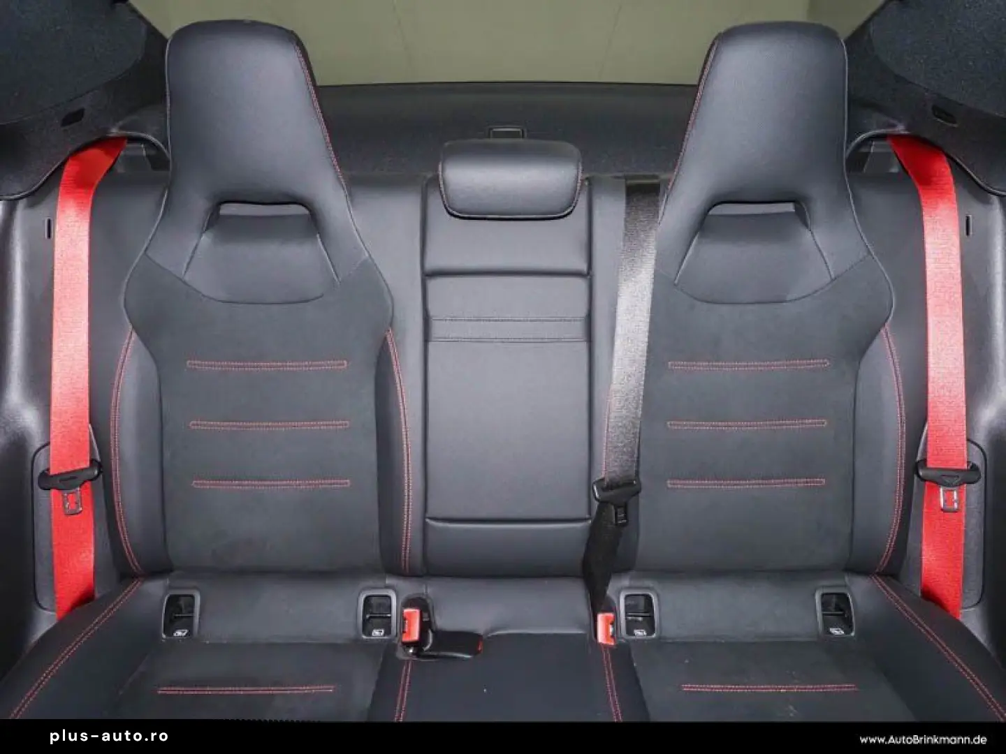 MERCEDES-BENZ CLA 35 AMG 4M Coupé Night PerfSitz Pano AHKSHZ