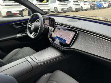 MERCEDES-BENZ E 220 d T-Modell AMG Line Premium AHK &hellip;
