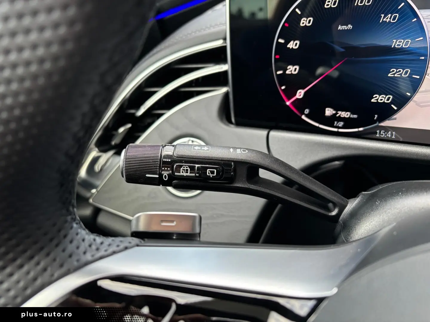 MERCEDES-BENZ E 220 d T-Modell AMG Line Premium AHK &hellip;