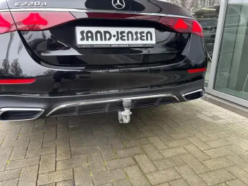MERCEDES-BENZ E 220 d Limo AMG Line Advanced Fahrass  AHK 19