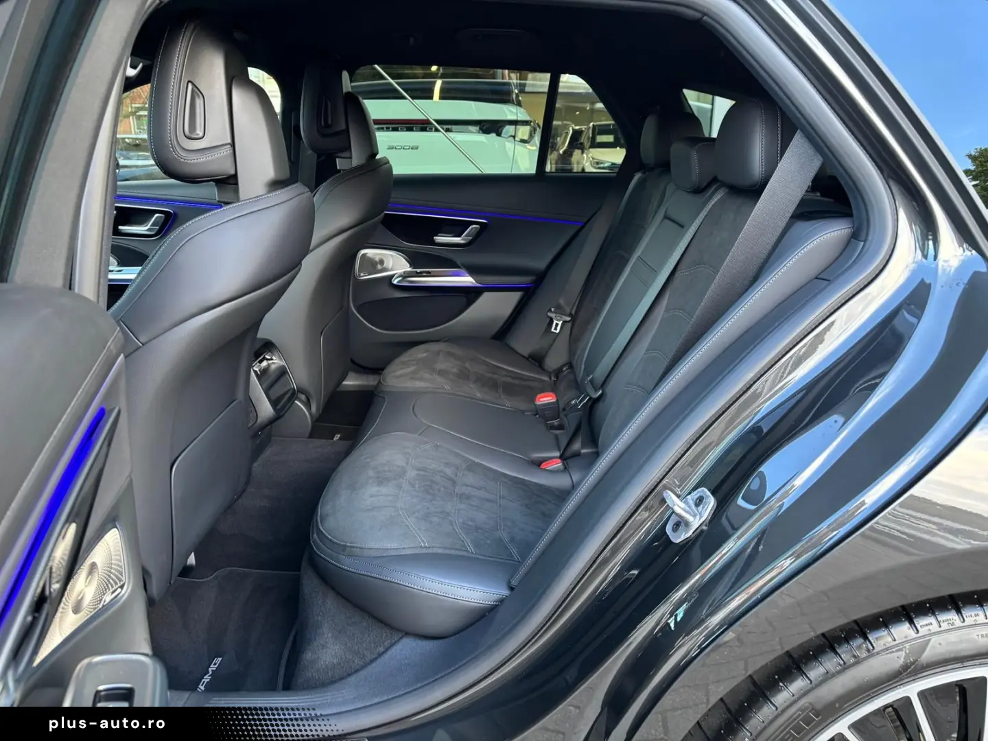 MERCEDES-BENZ E 220 d T-Modell AMG Line Premium AHK &hellip;