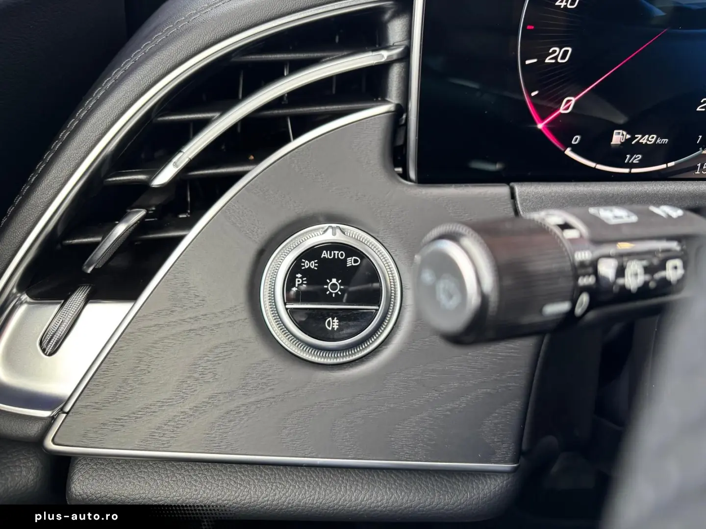MERCEDES-BENZ E 220 d T-Modell AMG Line Premium AHK &hellip;