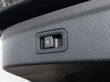 MERCEDES-BENZ GLE 400 e 4MATIC AUT HUD SpurH Teilled&hellip;