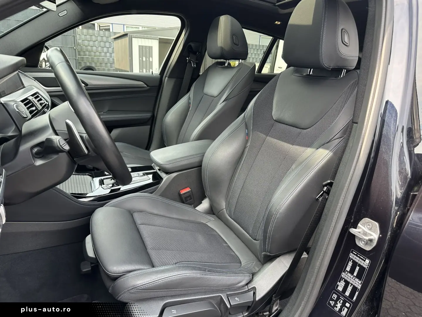 BMW X4 xDrive30i M-Sport NAV LED PANO 360  20ZO HIFI