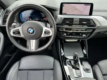 BMW X4 xDrive30i M-Sport NAV LED PANO 360  20ZO HIFI