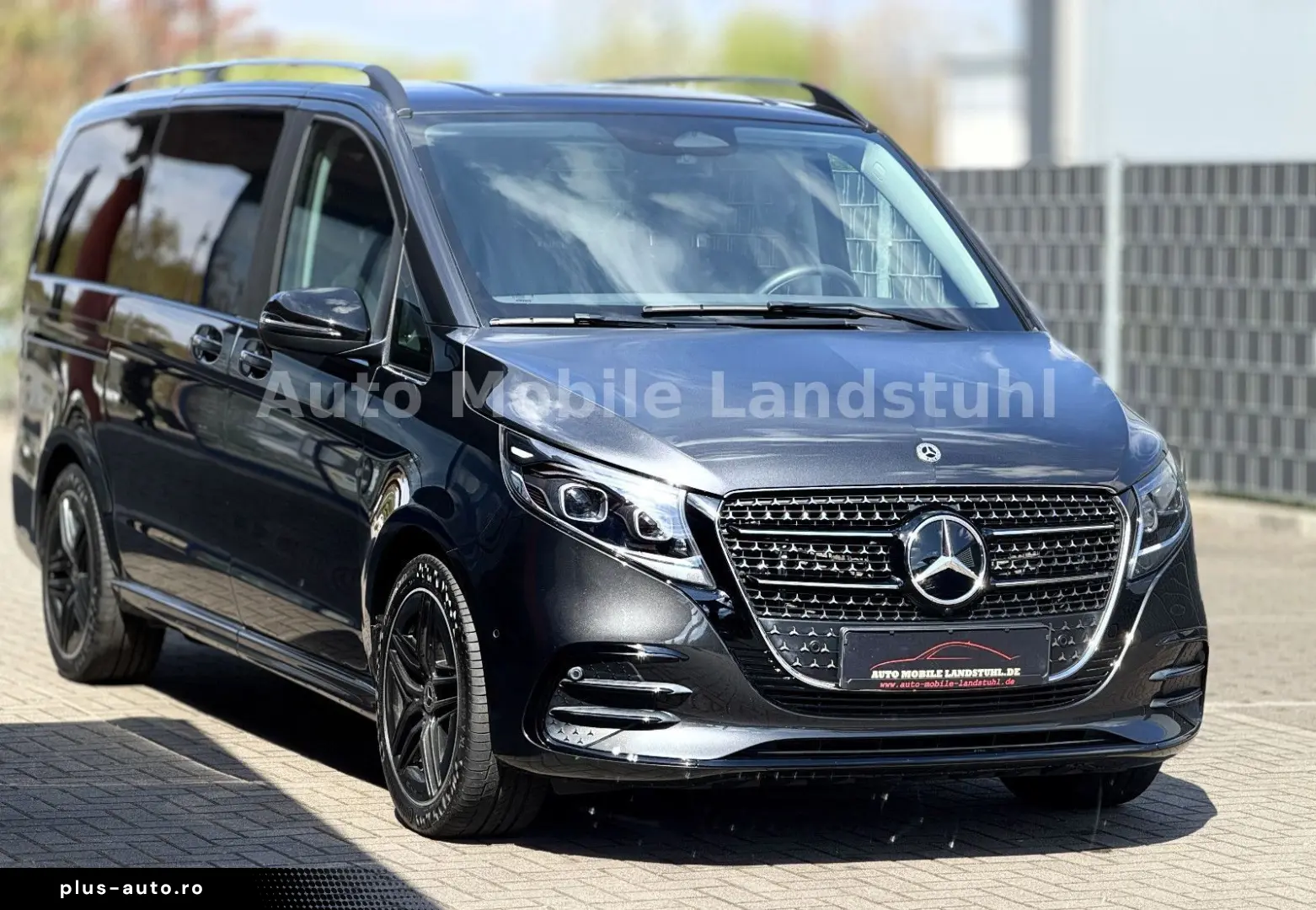 MERCEDES-BENZ V-250 AMG LANG ACC MULITBEAM MBUX SZHZ LANE 19