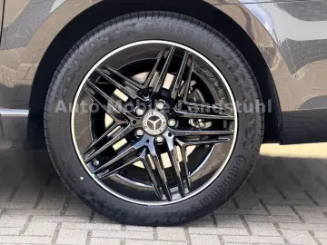 MERCEDES-BENZ V-250 AMG LANG ACC MULITBEAM MBUX SZHZ LANE 19