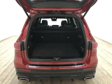 MERCEDES-BENZ GLB 220 d 4MATIC AMG MBUX MBeam Night