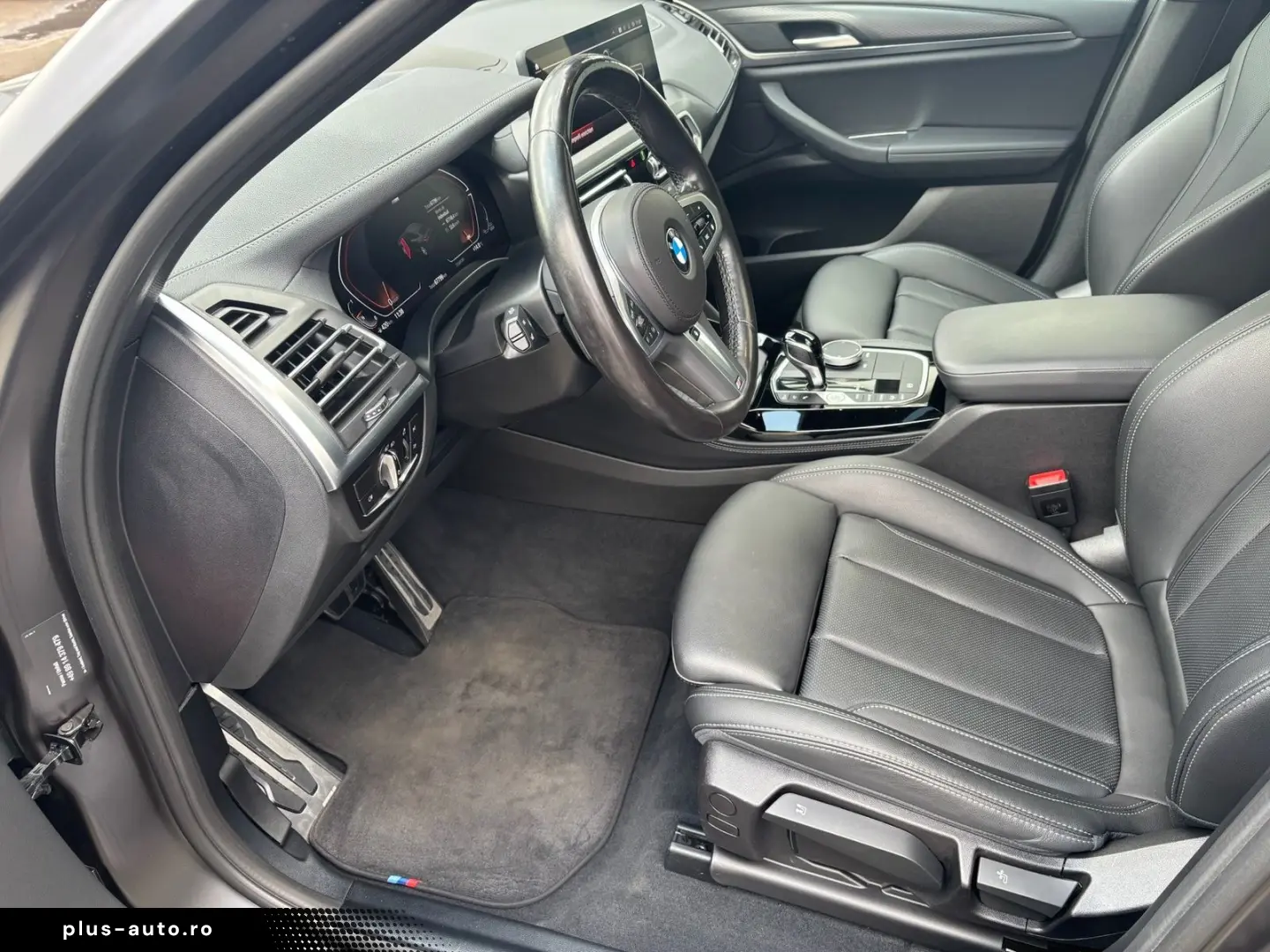 BMW X4 xDrive30i M SPORT AHK PANO LEDER 21